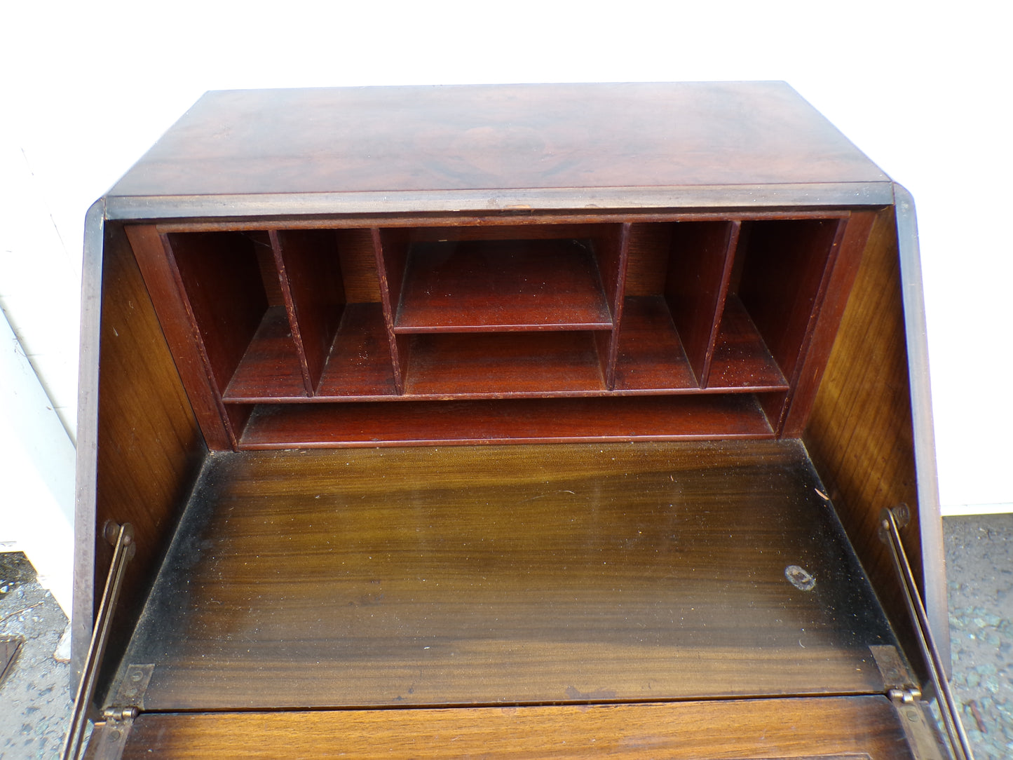 Forties/fifties rosewood veneer ladies' bureau
