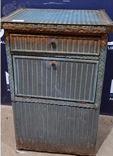 Loyd Loom cabinet with drawers