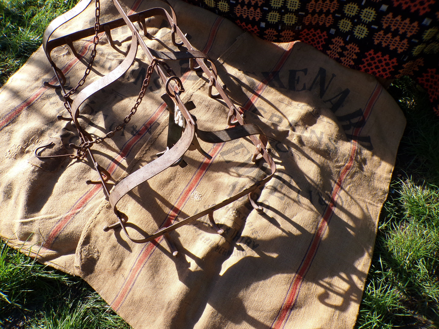 Game hanging rack