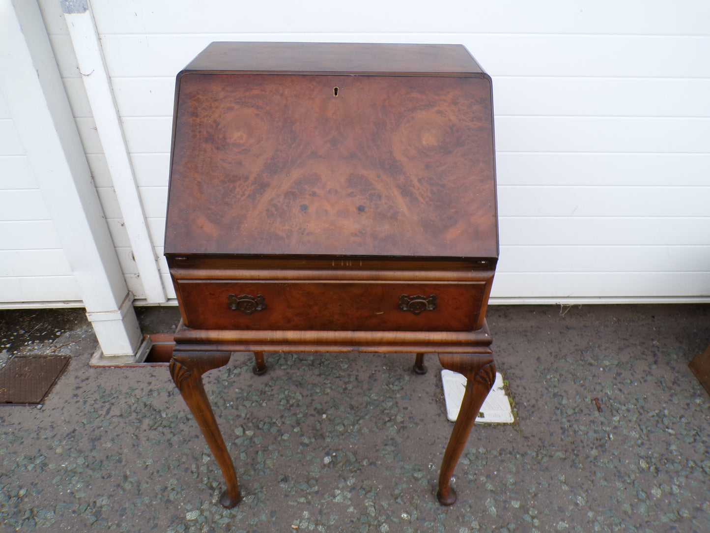Forties/fifties rosewood veneer ladies' bureau