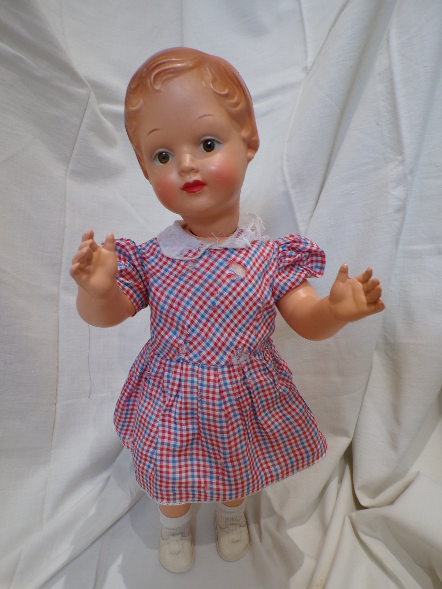 Nightmare-inducing mid century jointed doll
