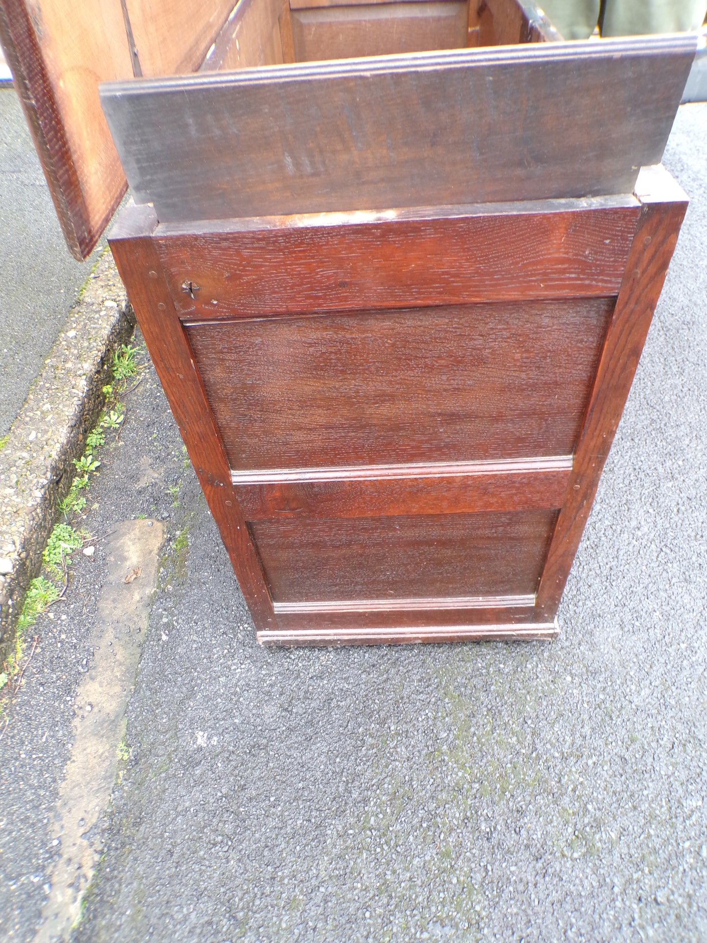 George III oak mule chest with two lower drawers